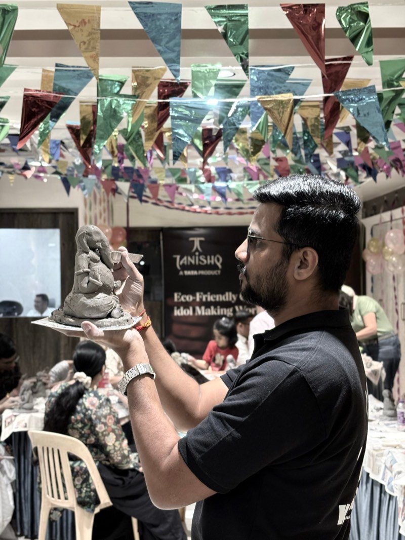 Community art workshop by Kalashala at a partner venue in Pune