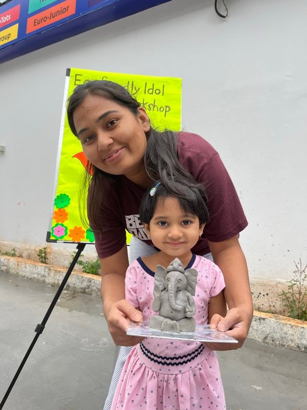 Community art workshop by Kalashala at a partner venue in Pune